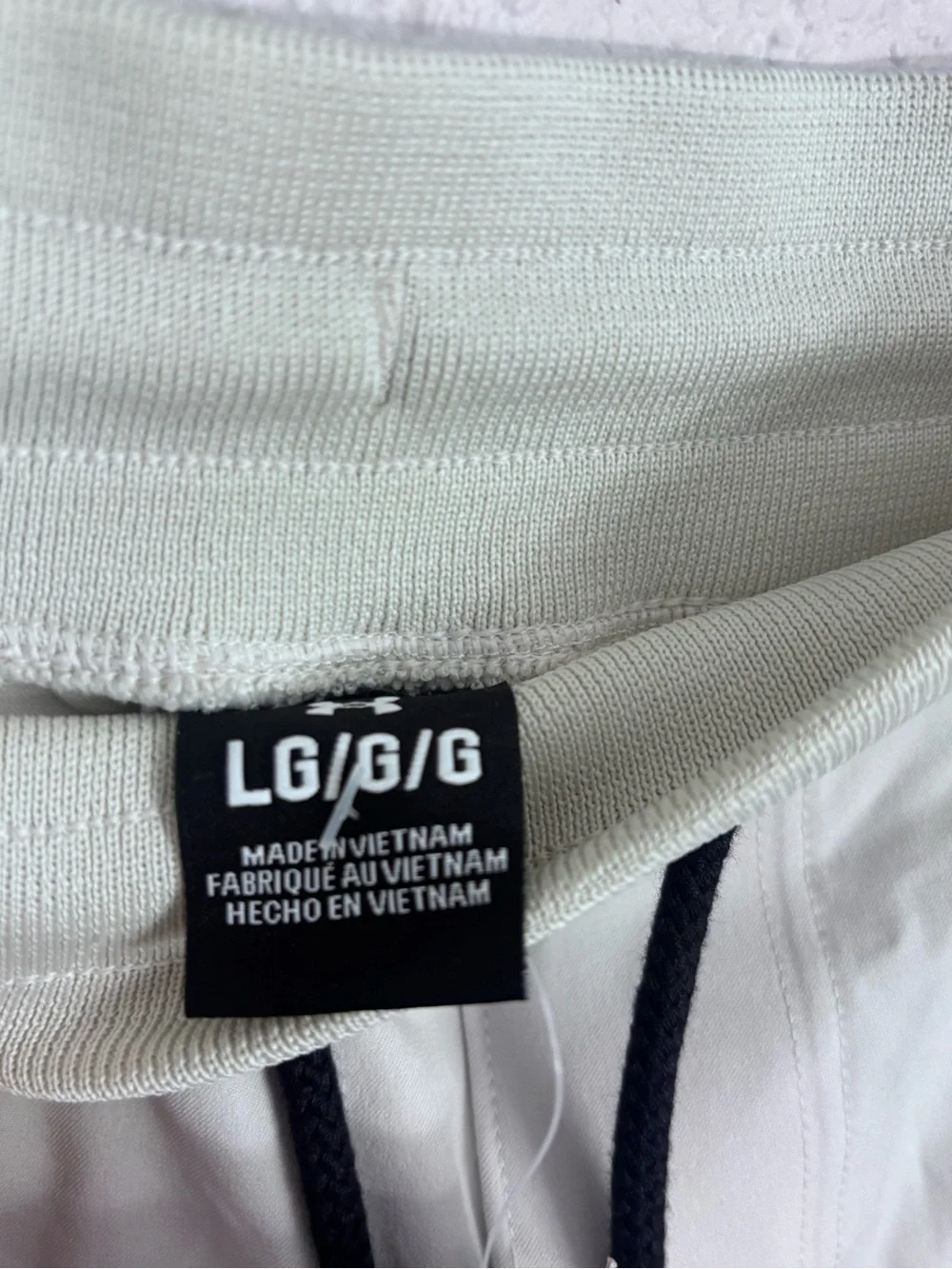 Under Armour White Men’s Tech Jogger Pants with Black Trim